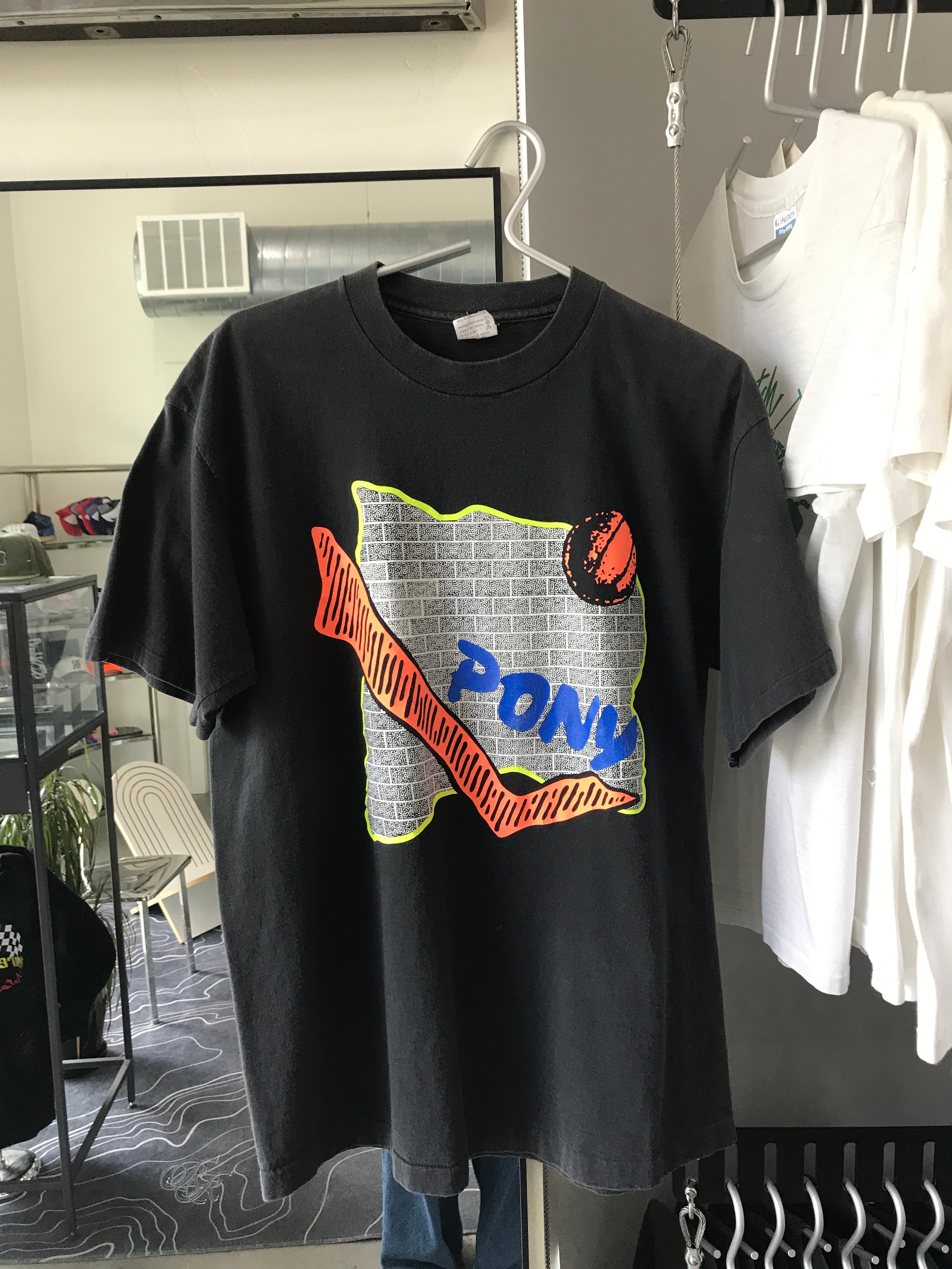 PONY TEE SIZE XL