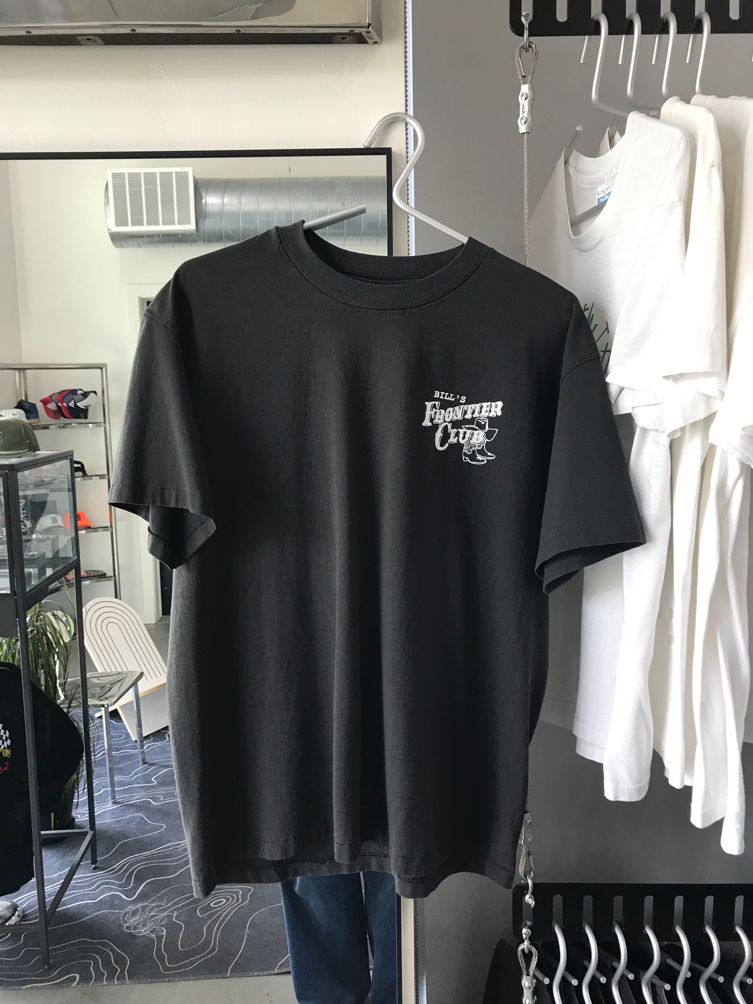 BILL’S FRONTIER CLUB SIZE L